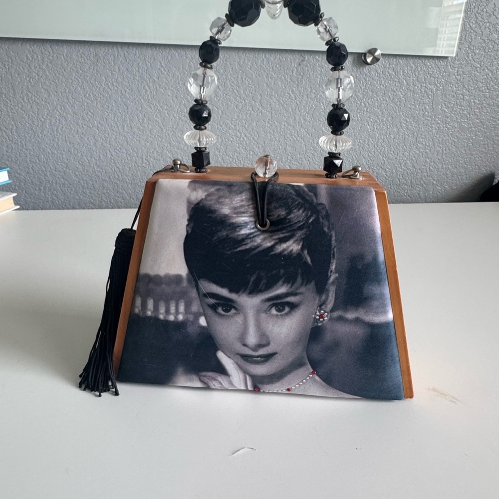 Cigar box beaded handle clutch